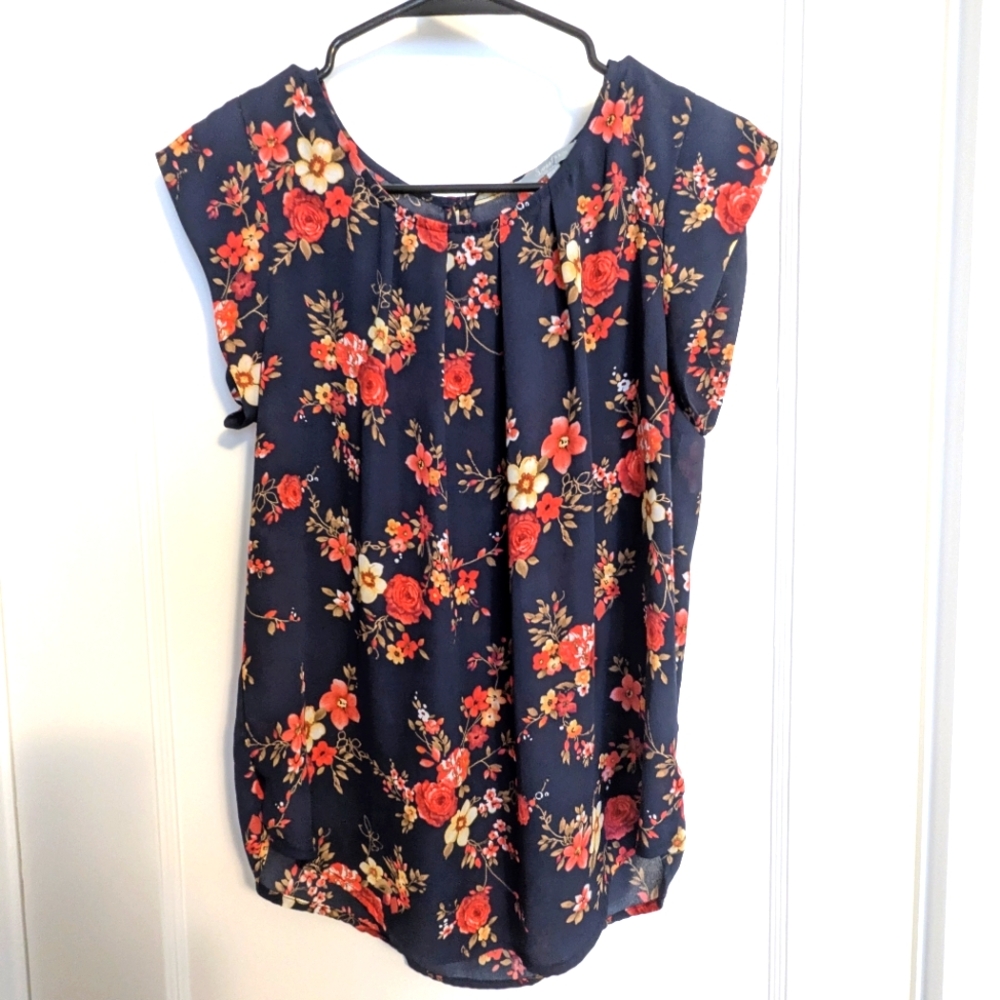 Sweet Rain Navy floral top